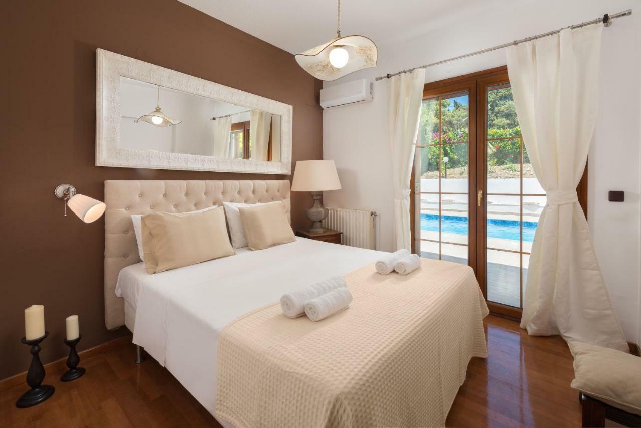 Una Villa Rhodes 依克希亚 外观 照片